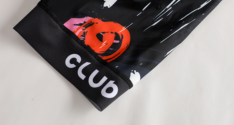 padded cycling shorts